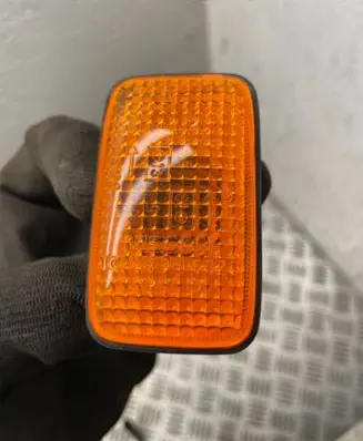 Nissan X-Trail T30 Front fender indicator light 013192