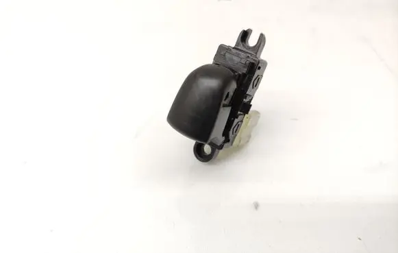 Nissan X-Trail T32 Electric window control switch