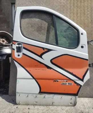 Renault Trafic II (X83) Front door