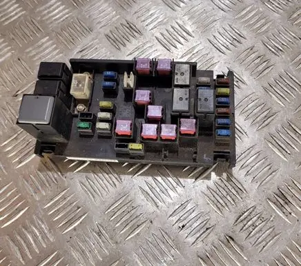 Subaru Legacy Fuse module 82241AG000