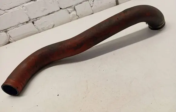 Iveco Daily 35.8 - 9 Intercooler hose/pipe