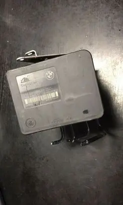 BMW 1 E81 E87 ABS Pump 6787837