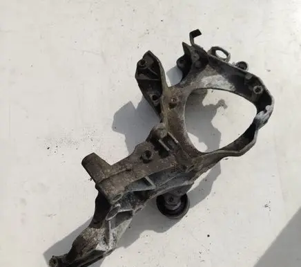 Generator/alternator bracket