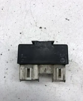 Volvo S70 V70 V70 XC Glow plug pre-heat relay