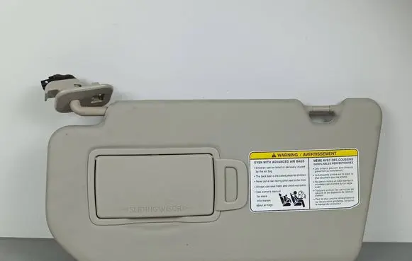 Mitsubishi Outlander IV Sun visor