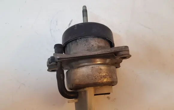 Ford Mustang VI Engine mount bracket FR3C6B032AD