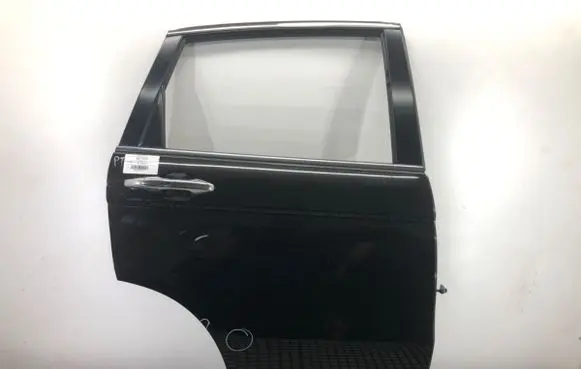 Honda CR-V Rear door