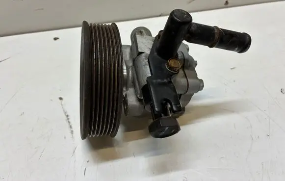 Hyundai Solati H350 Power steering pump 5710059000