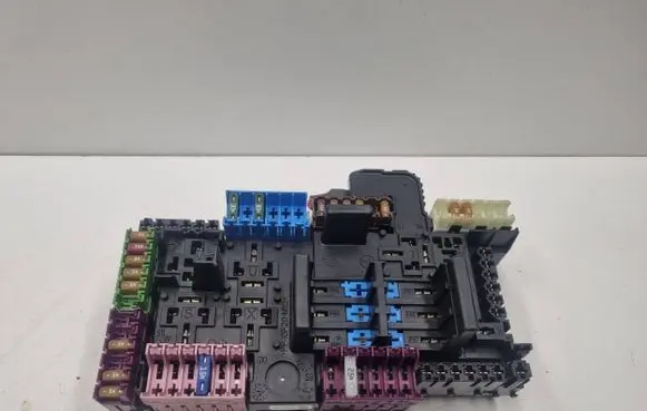Mercedes-Benz C W205 Fuse module A2059068501 2059068501