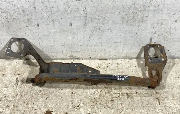 Audi A4 S4 B7 8E 8H Engine mounting bracket 8E0199521PM