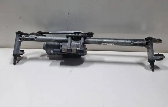 Front wiper linkage and motor