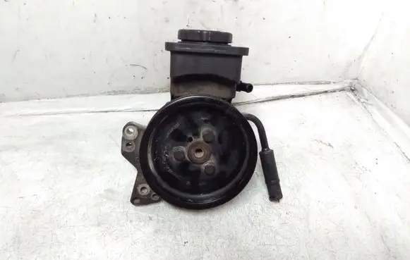 BMW 3 E46 Power steering pump 7692974519