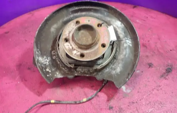 Volvo S60 Rear wheel hub spindle/knuckle 