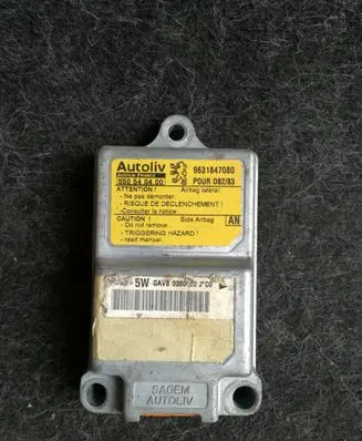 Peugeot 406 Airbag control unit/module 9631847080