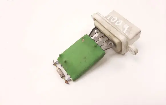 Coolant fan relay