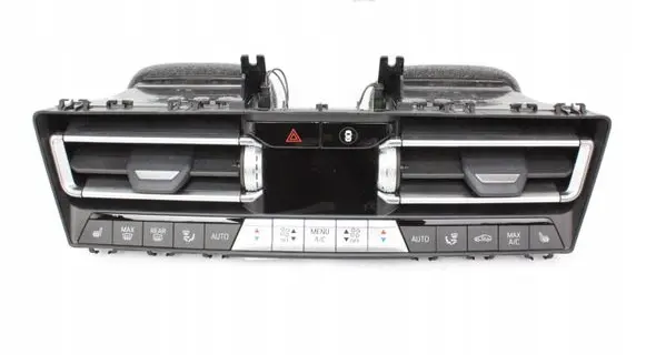 BMW 8 G15 Climate control unit 4A176A2