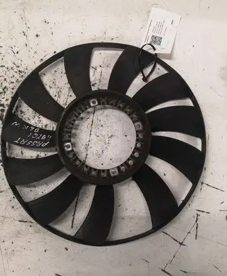 Volkswagen PASSAT B5.5 Fan impeller 058121301B