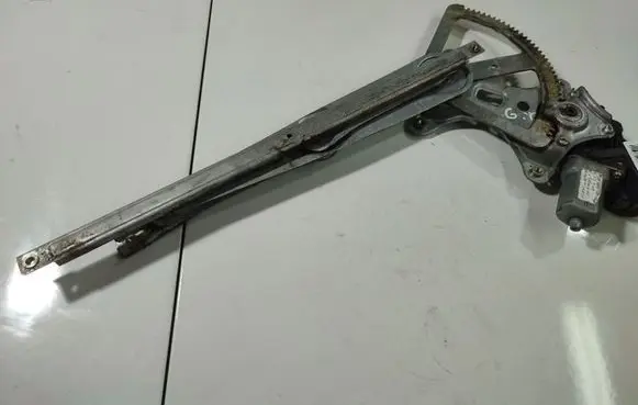 Toyota Corolla Verso AR10 Sliding door window regulator with motor 