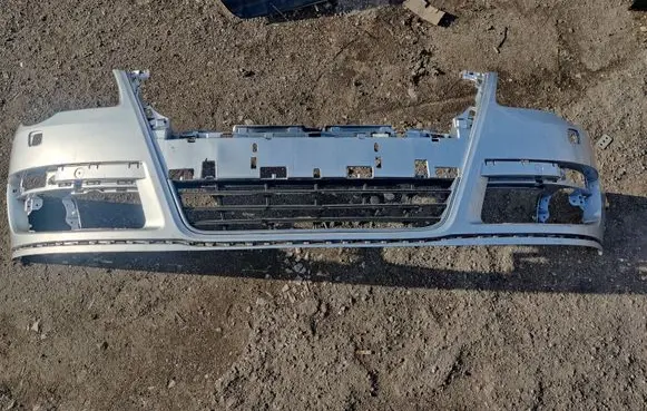 Volkswagen PASSAT B6 Front bumper 3C0807221