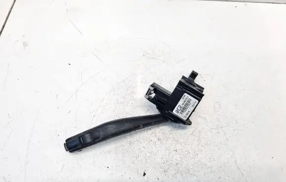 Skoda Octavia Mk2 (1Z) Wiper control stalk 1K0953519A