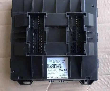 Volkswagen Beetle A5 Central body control module 5C5937087G