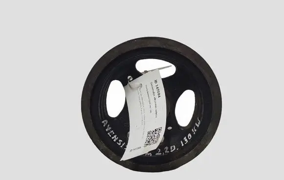 Toyota Avensis T250 Crankshaft pulley 134080R030