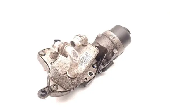 Opel Insignia A Oil filter mounting bracket 55577034