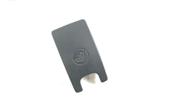 Audi A6 Allroad C7 ISOFIX cover 4G8887187