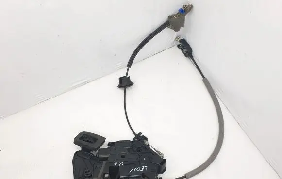 Seat Leon (5F) Rear door lock 15E5K4839015Q 5F4039017A