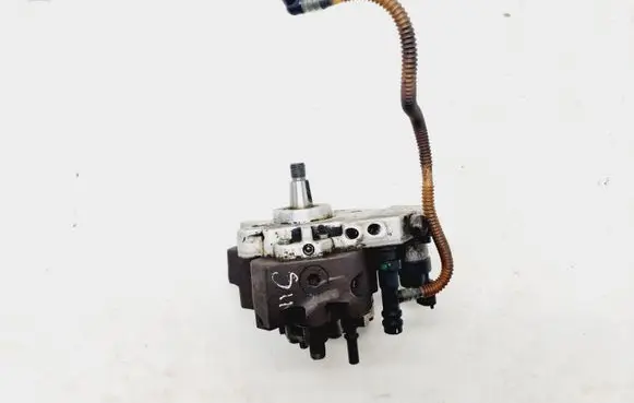 Renault Scenic II - Grand scenic II Fuel injection high pressure pump 8200108225