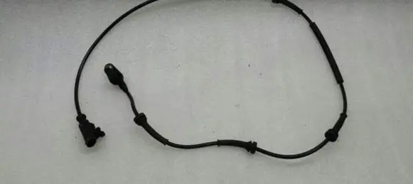 Land Rover Range Rover Sport L320 ABS rear brake sensor SSB500102