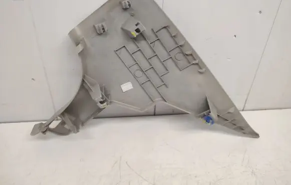 Renault Fluence (C) pillar trim 769350017R 631140102