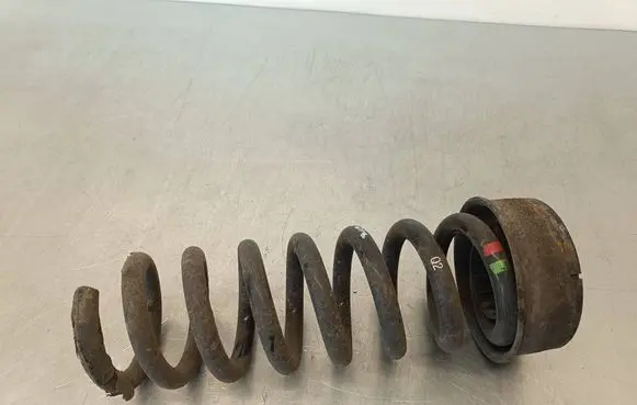 Mercedes-Benz E W212 Rear coil spring 