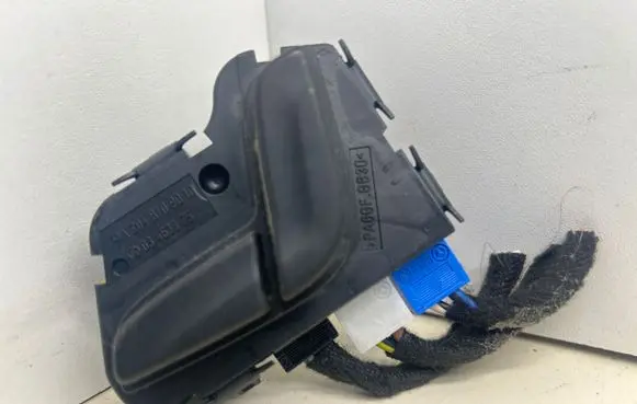 Mercedes-Benz GLC X253 C253 Seat control switch A2048709010 03463875