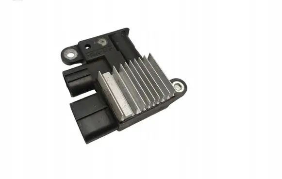 Toyota Yaris Fan control module 89257-K0020