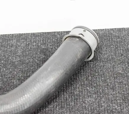 Mercedes-Benz SLK R172 Air intake hose/pipe A1725010682