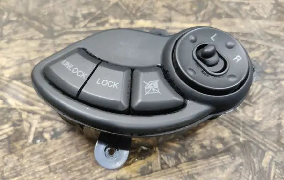 Hyundai Santa Fe Wing mirror switch 9353026000