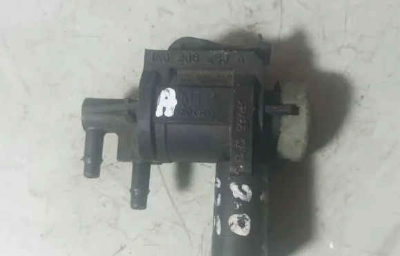 Volkswagen PASSAT B6 Turbo solenoid valve 1K0906283A