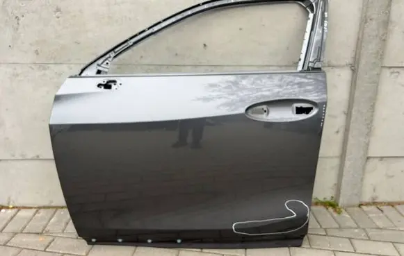 Lexus UX Front door