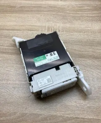 Lexus RX 450H Fuse module 8922148470 2380004141