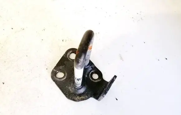 Toyota Prius (XW20) Rear door lock loop/hook striker 