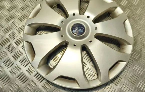 Ford Mondeo Mk III R16 wheel hub/cap/trim 7S711130
