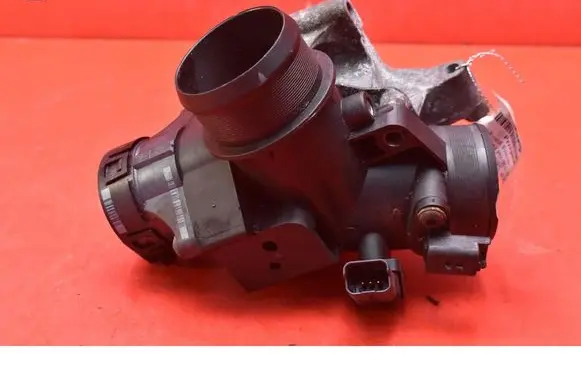 Ford Focus C-MAX Throttle body valve 9686487880