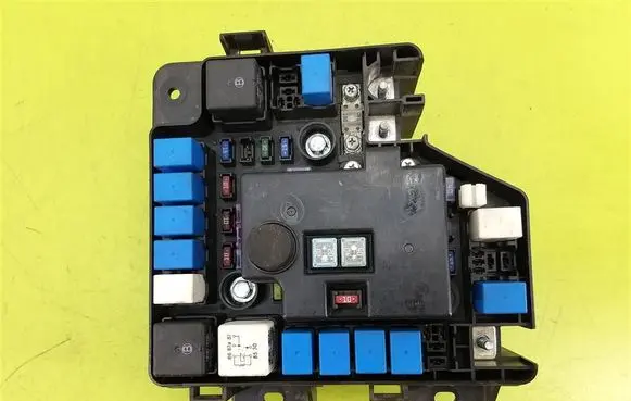 Hyundai Santa Fe Fuse box set 919502B100