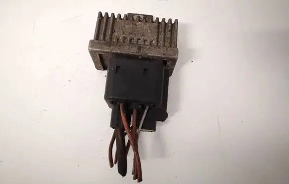 Suzuki Grand Vitara II Glow plug pre-heat relay 7700115078