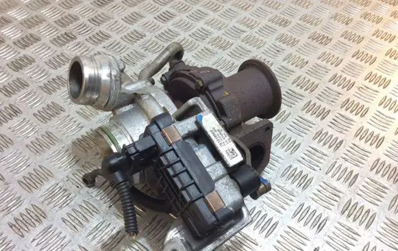 BMW 3 E90 E91 Turbo 7810189 7673789