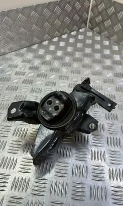 KIA Sorento Engine mount bracket 218342P000