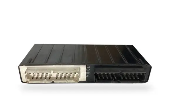 BMW 5 E34 Comfort/convenience module 1379741 61351379741