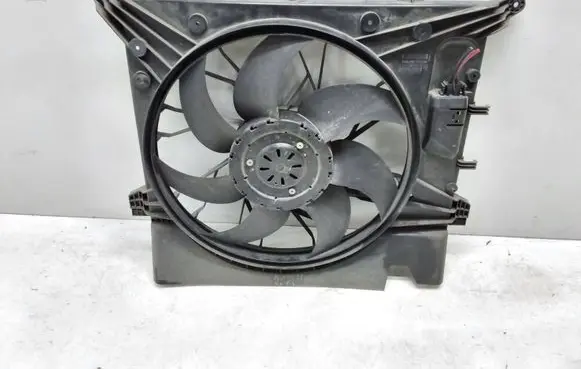 Volvo XC90 Electric radiator cooling fan 30612864