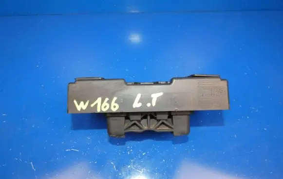 Mercedes-Benz ML AMG W166 Jacking socket point A1666900334